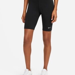 NWT- Nike Women's Sportswear Essential Bike Shorts